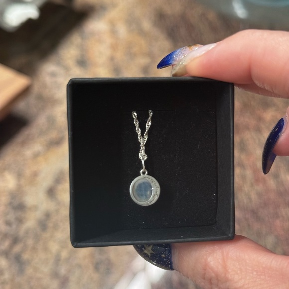 Phoebe Bridgers✨ Catbird Give You the Moon Charm & Sweet Nothing Necklace Silver - Picture 3 of 4